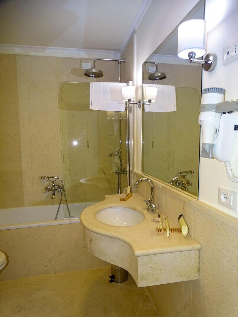 Torrione Hotel Reggio di Calabria Buitenkant foto