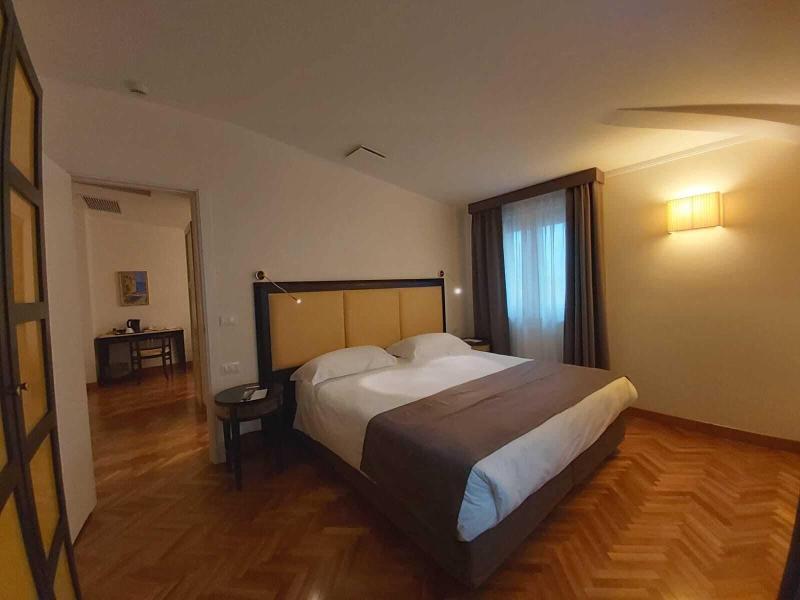 Torrione Hotel Reggio di Calabria Buitenkant foto