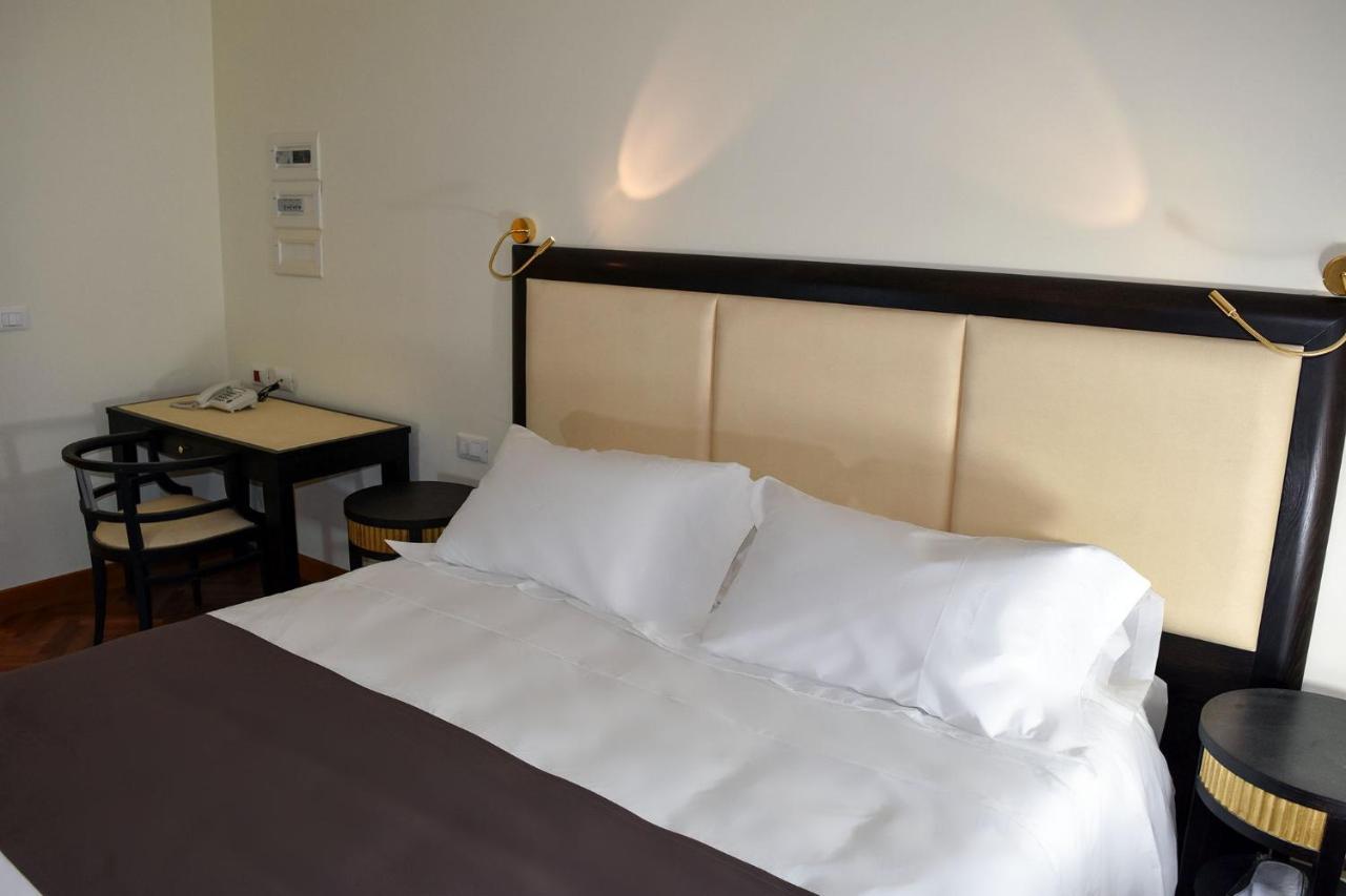 Torrione Hotel Reggio di Calabria Buitenkant foto